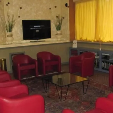 Otel Garden 3*