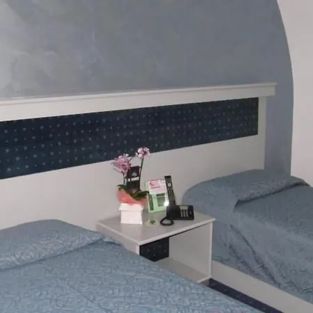 Otel Garden 3*
